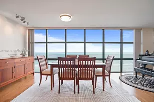 6423 Collins Ave, Miami Beach, FL 33141 - Photo 7