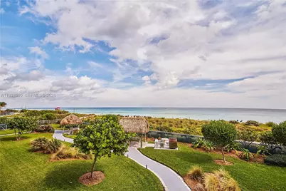 6423 Collins Ave #1005, Miami Beach, FL 33141 - Photo 15