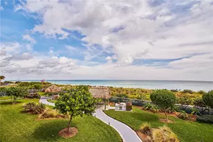 6423 Collins Ave, Miami Beach, FL 33141 - Photo 15