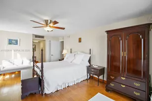 6423 Collins Ave, Miami Beach, FL 33141 - Photo 13