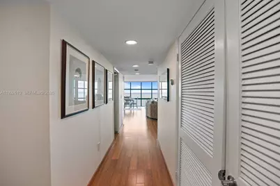 6423 Collins Ave #1005, Miami Beach, FL 33141 - Photo 27