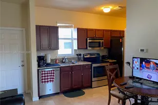 9464 SW 171st Pl, Miami, FL 33196 - Photo 7