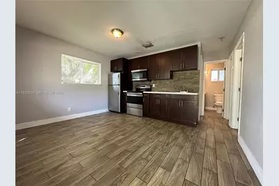 647 NW 3rd Ave #1, Fort Lauderdale, FL 33311 - Photo 3