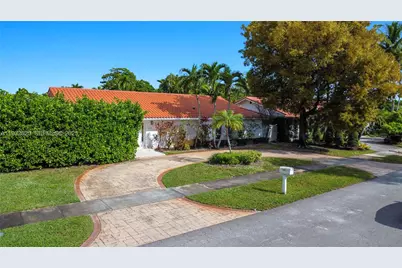 2101 NE 211th Ter #., Miami, FL 33179 - Photo 1