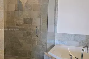 2681 N Flamingo Rd, Sunrise, FL 33323 - Photo 9