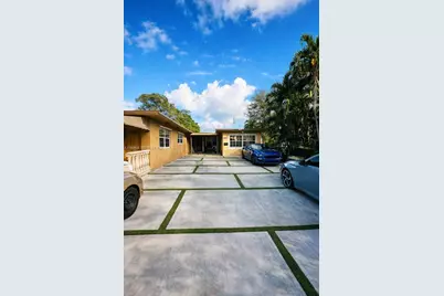 14405 NE 5th Ave #B, Miami, FL 33161 - Photo 1