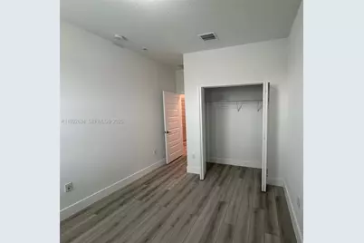 10461 NW 82nd St #6, Doral, FL 33178 - Photo 13