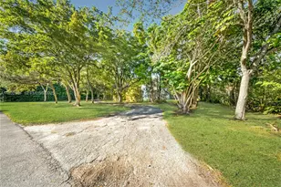 10900 SW 90th Ave, Miami, FL 33176 - Photo 43