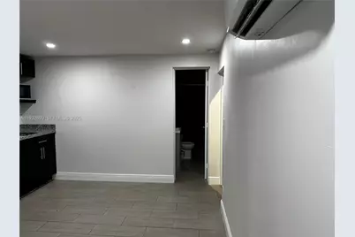 214 S 57th Ave, Hollywood, FL 33023 - Photo 5