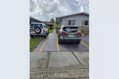 354 W 19th St #4, Hialeah, FL 33010 - Photo 5