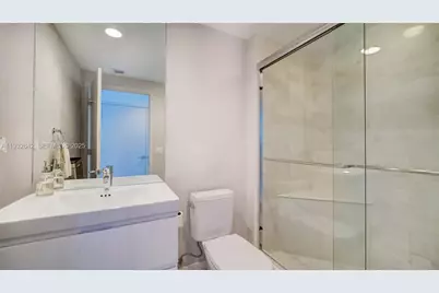 17111 Biscayne Blvd #410, North Miami Beach, FL 33160 - Photo 17