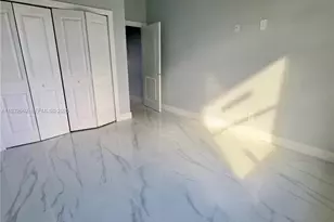 748 748 Chestnut St E, Lehigh Acres, FL 33974 - Photo 15