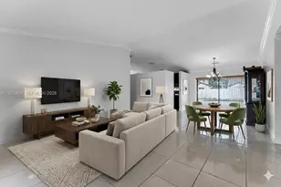 10290 SW 145th Pl, Miami, FL 33186 - Photo 9