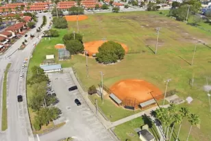 13521 SW 62nd St, Miami, FL 33183 - Photo 39