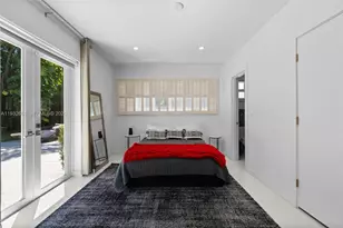 5055 N Bay Rd, Miami Beach, FL 33140 - Photo 23