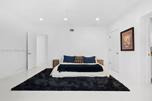 5055 N Bay Rd, Miami Beach, FL 33140 - Photo 25