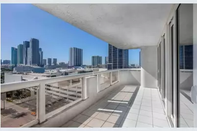 1717 N Bayshore Dr #A-1652, Miami, FL 33132 - Photo 9