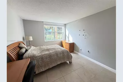 9491 Evergreen Pl #201, Davie, FL 33324 - Photo 25