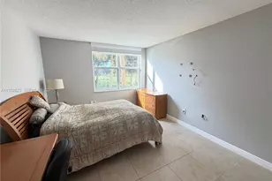 9491 Evergreen Pl, Davie, FL 33324 - Photo 25