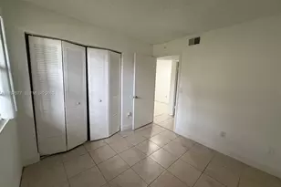 1247 SW 46th Ave, Pompano Beach, FL 33069 - Photo 9