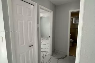 8701 NW 109th Terrace, Hialeah Gardens, FL 33018 - Photo 19