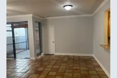11989 NW 11th St #11989, Pembroke Pines, FL 33026 - Photo 5