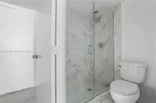 18051 Biscayne Blvd, Aventura, FL 33160 - Photo 17