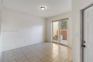 14355 SW 11th St, Pembroke Pines, FL 33027 - Photo 11