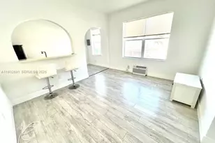 1618 Michigan Ave, Miami Beach, FL 33139 - Photo 3