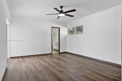 18490 SW 83rd Ave, Cutler Bay, FL 33157 - Photo 17