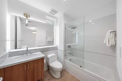 6109 W Laguna Dr W #6109, Miami Beach, FL 33141 - Photo 43