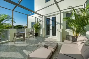 6109 W Laguna Dr W, Miami Beach, FL 33141 - Photo 23