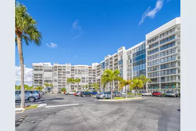 800 Parkview Dr #230, Hallandale Beach, FL 33009 - Photo 27