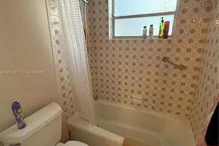 4270 NW 40th St, Lauderdale Lakes, FL 33319 - Photo 25