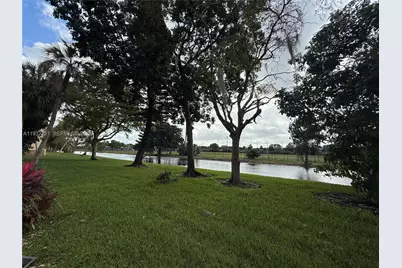 4270 NW 40th St #109, Lauderdale Lakes, FL 33319 - Photo 5