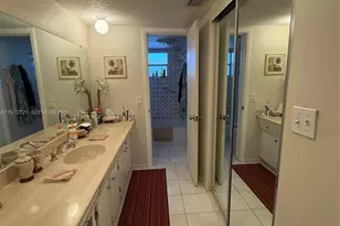 4270 NW 40th St, Lauderdale Lakes, FL 33319 - Photo 21