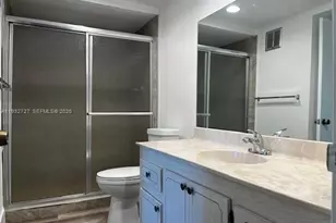 120 Lakeview Dr, Weston, FL 33326 - Photo 21