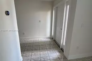 10351 SW 154th Pl, Miami, FL 33196 - Photo 5