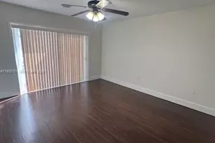 10351 SW 154th Pl, Miami, FL 33196 - Photo 7