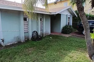 10210 SW 175th St, Miami, FL 33157 - Photo 3