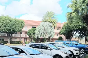 9601 Sunrise Lakes Blvd, Sunrise, FL 33322 - Photo 13