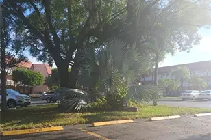 9601 Sunrise Lakes Blvd, Sunrise, FL 33322 - Photo 15