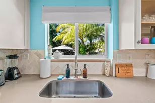 517 NE 2nd Pl, Dania Beach, FL 33004 - Photo 17