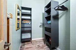 517 NE 2nd Pl, Dania Beach, FL 33004 - Photo 45