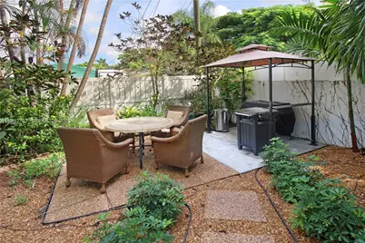 517 NE 2nd Pl, Dania Beach, FL 33004 - Photo 79