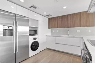 1025 92nd St, Bay Harbor Islands, FL 33154 - Photo 17