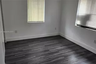 580 NW 58th St, Miami, FL 33127 - Photo 7