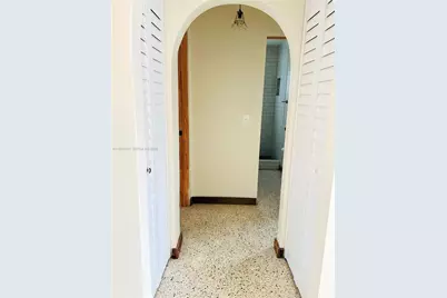 910 SW 4th Ave #3, Miami, FL 33130 - Photo 9