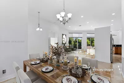 2667 Palmer Pl, Weston, FL 33332 - Photo 5