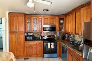 5632 SW 19th St, West Park, FL 33023 - Photo 5